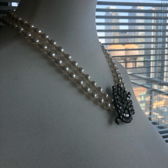 Glass Pearl Necklace with Crystal Gems - Picture 4 of 5